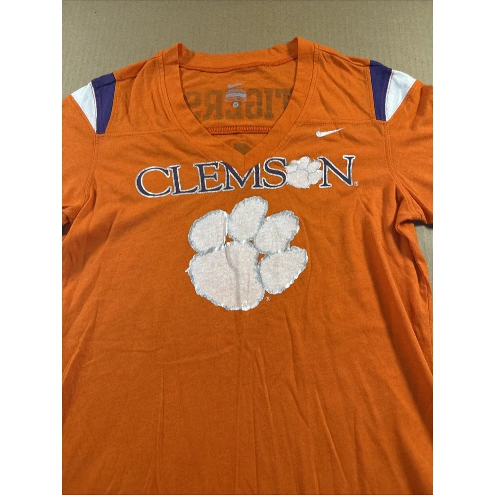 Nike Women's Clemson Tigers Shirt, Size Medium